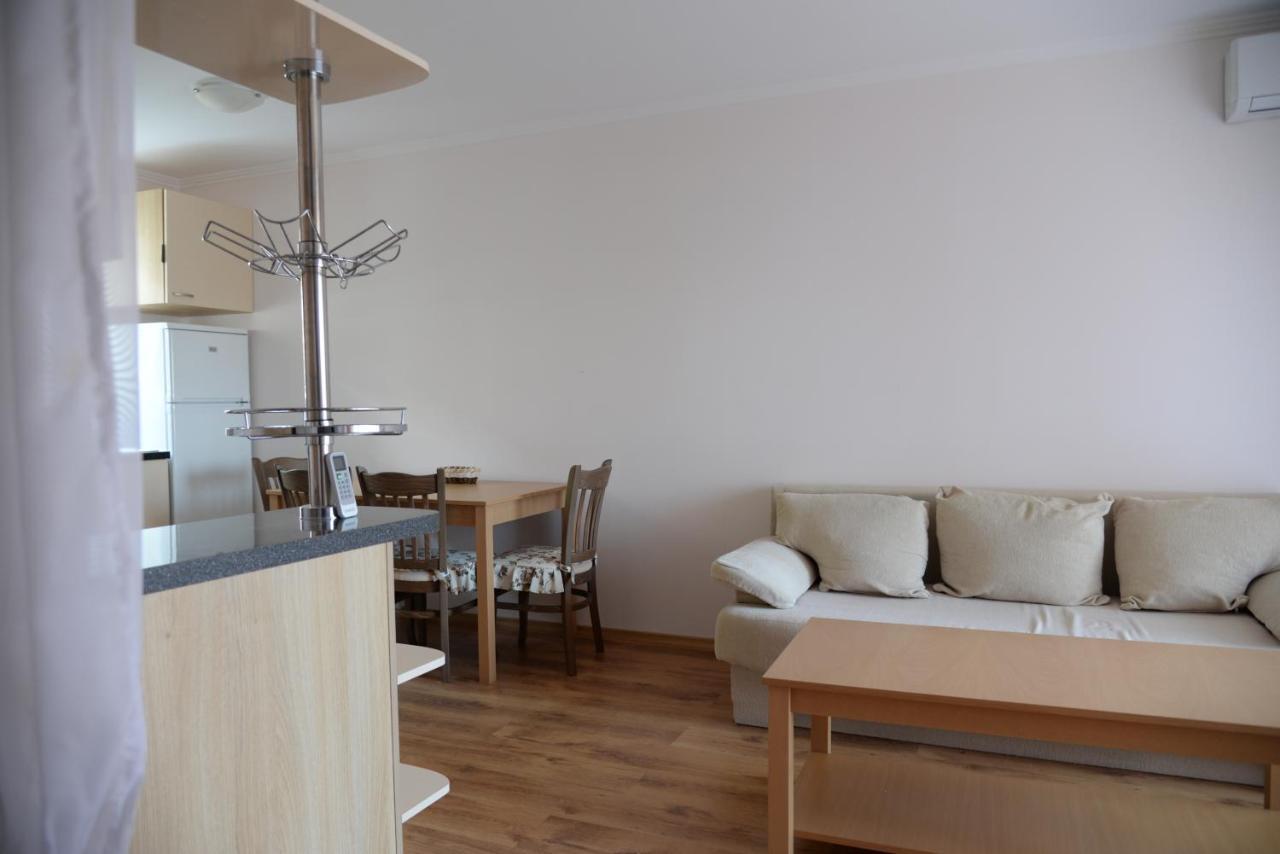 Family Lux Apartment Sveti Vlas Exterior foto